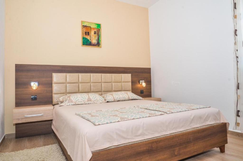 S&M Apartments Ulcinj Exterior photo